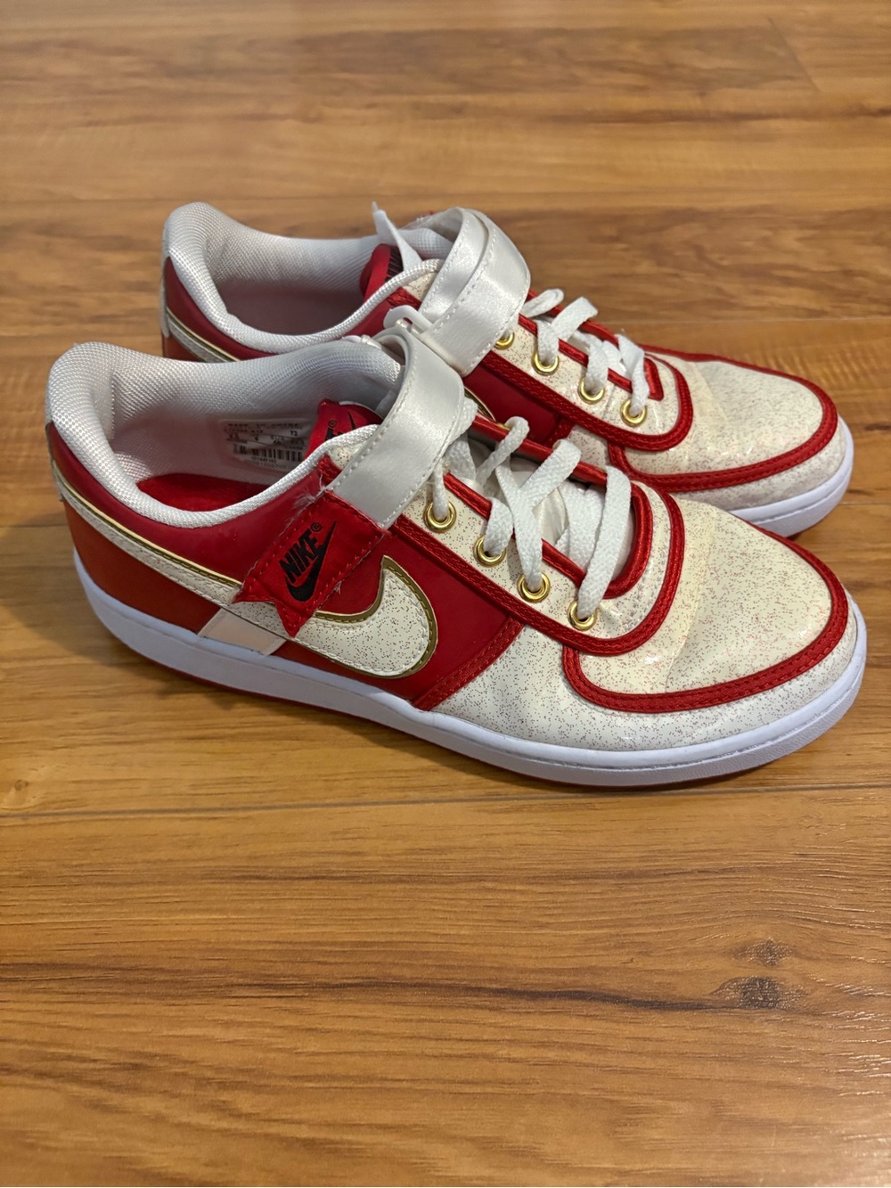 Nike Women’s Red Gold Strap Sneakers Size 8.5 Vintage Style Low Top streetwear